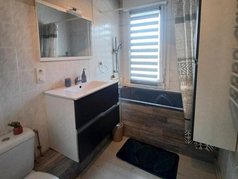 Photo of Bathroom in Eu