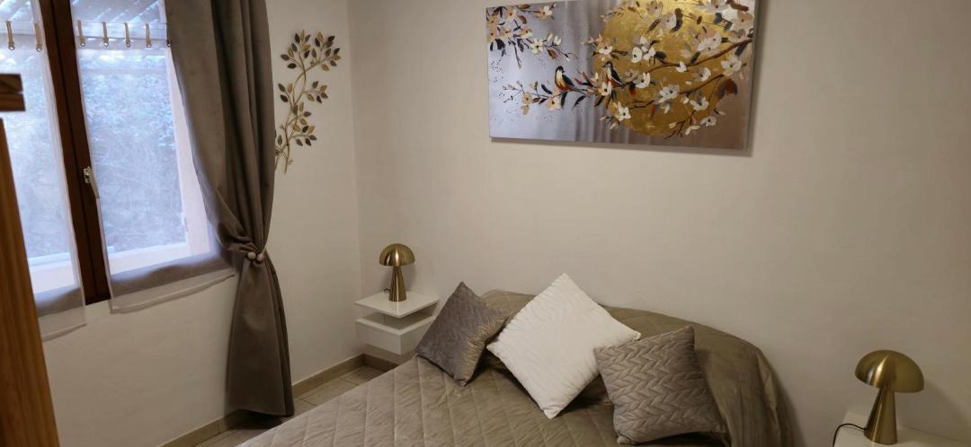 Photo of Others in Tourves