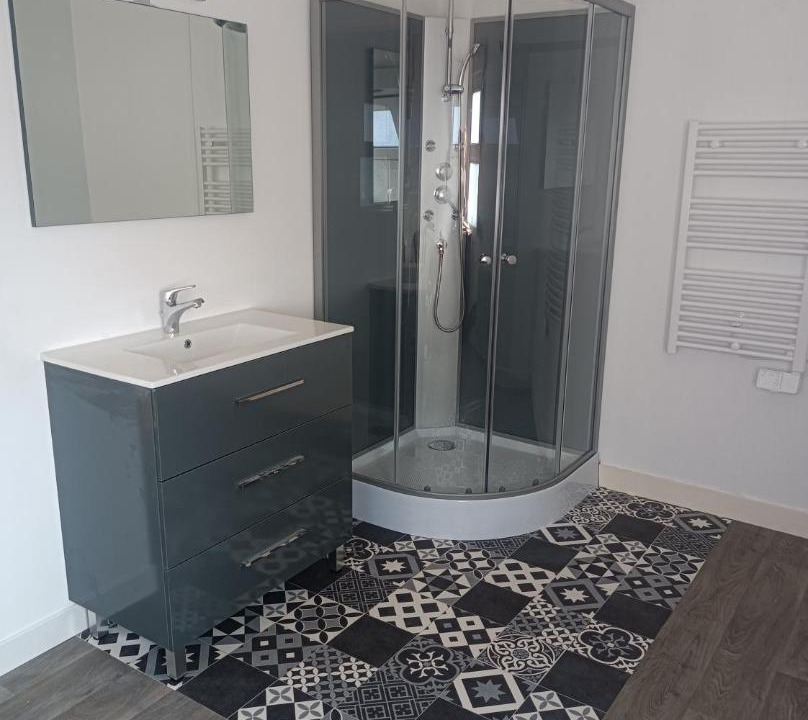 Photo of Bathroom in Chateau-du-Loir