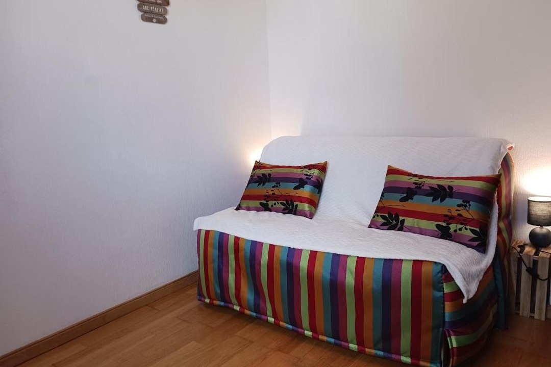 Photo of Others in Nay