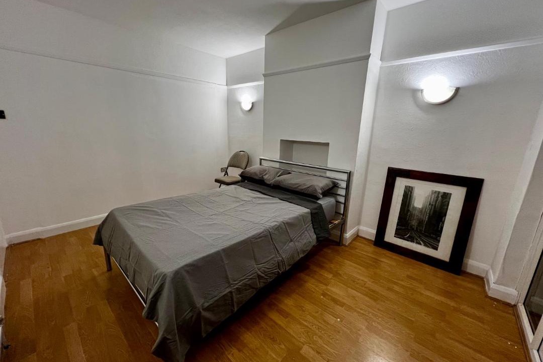 Photo of Bedroom in Woodside