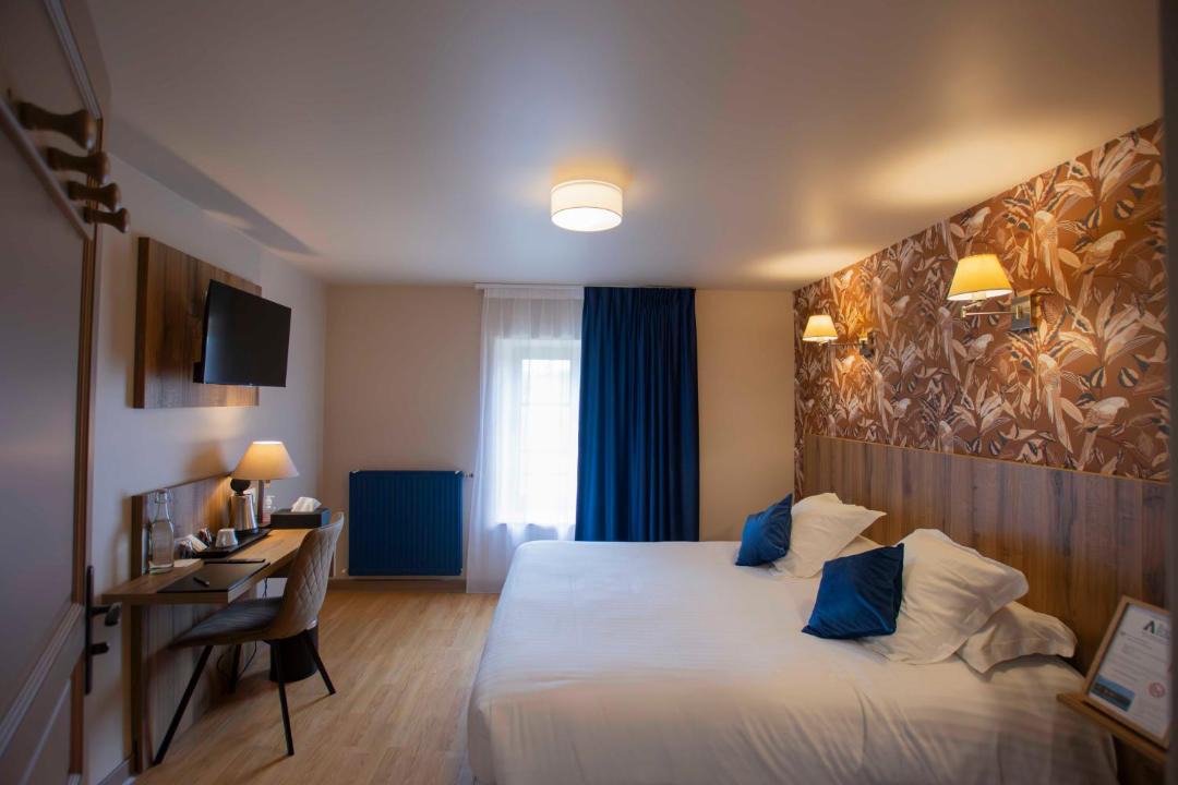 Photo of Others in Les Salles