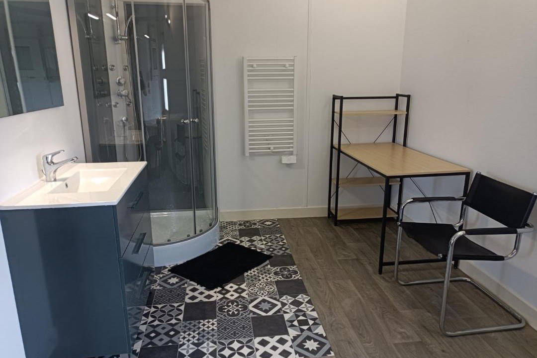 Photo of Bathroom in Chateau-du-Loir