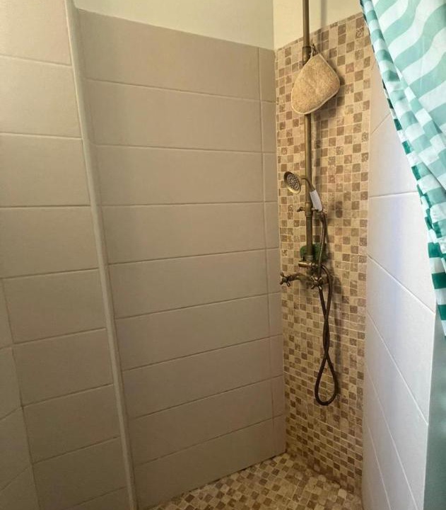 Photo of Bathroom in Liberation