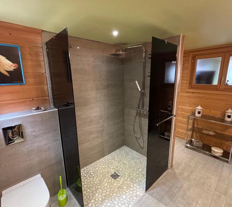 Photo of Others in Le Menil