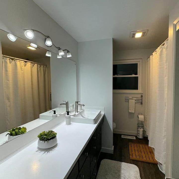 Photo of Others in Kent