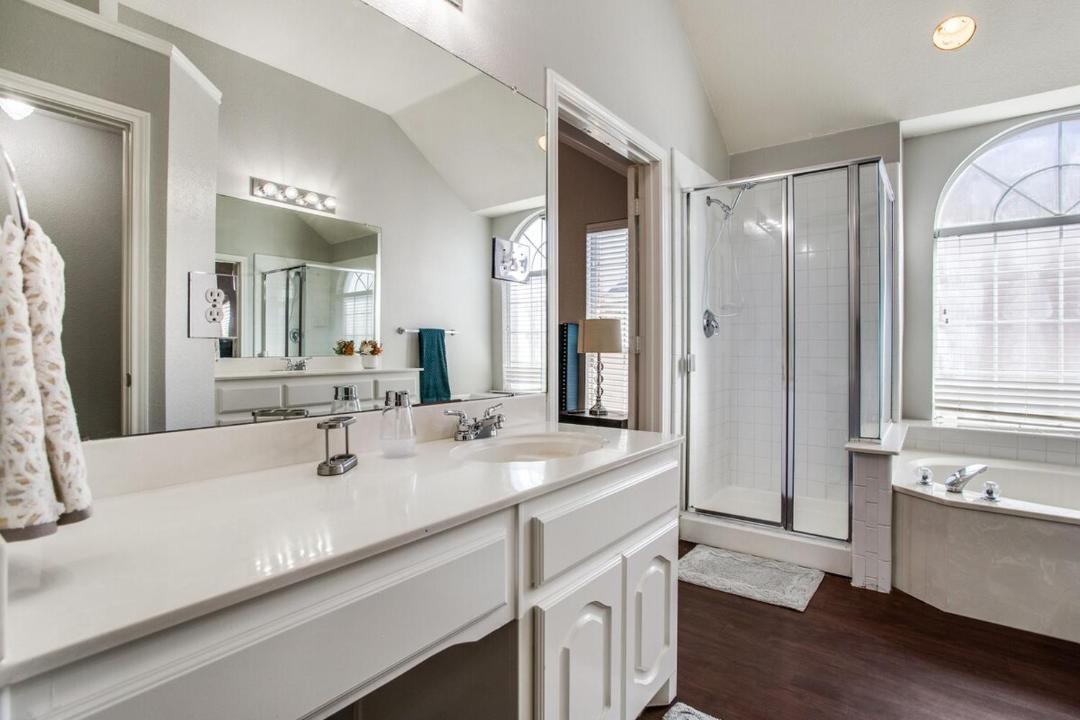 Photo of Bathroom in DeSoto