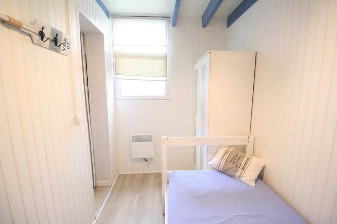 Photo of Bedroom in Courtoisville-Sillon-Moka