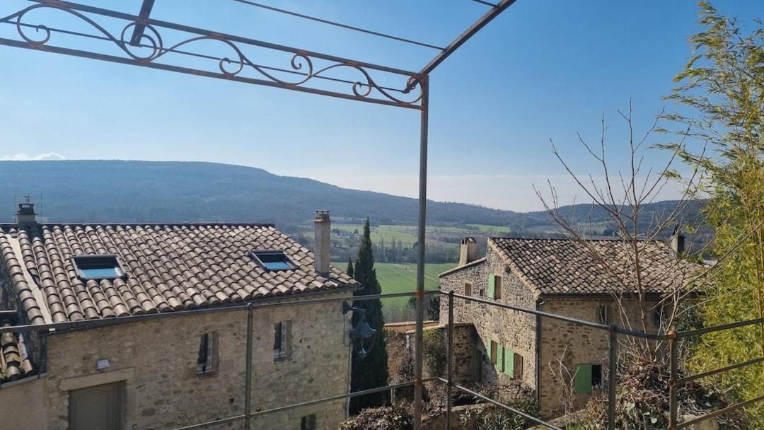 Photo of Others in Valaurie