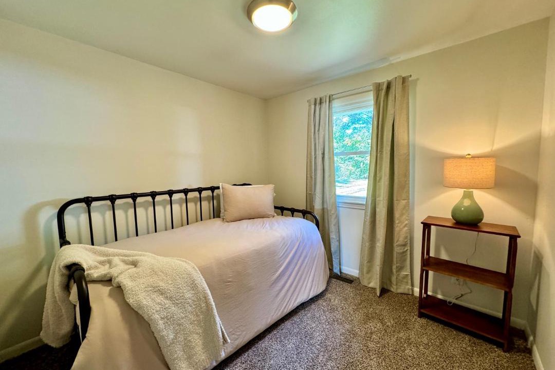 Photo of Bedroom in Marion