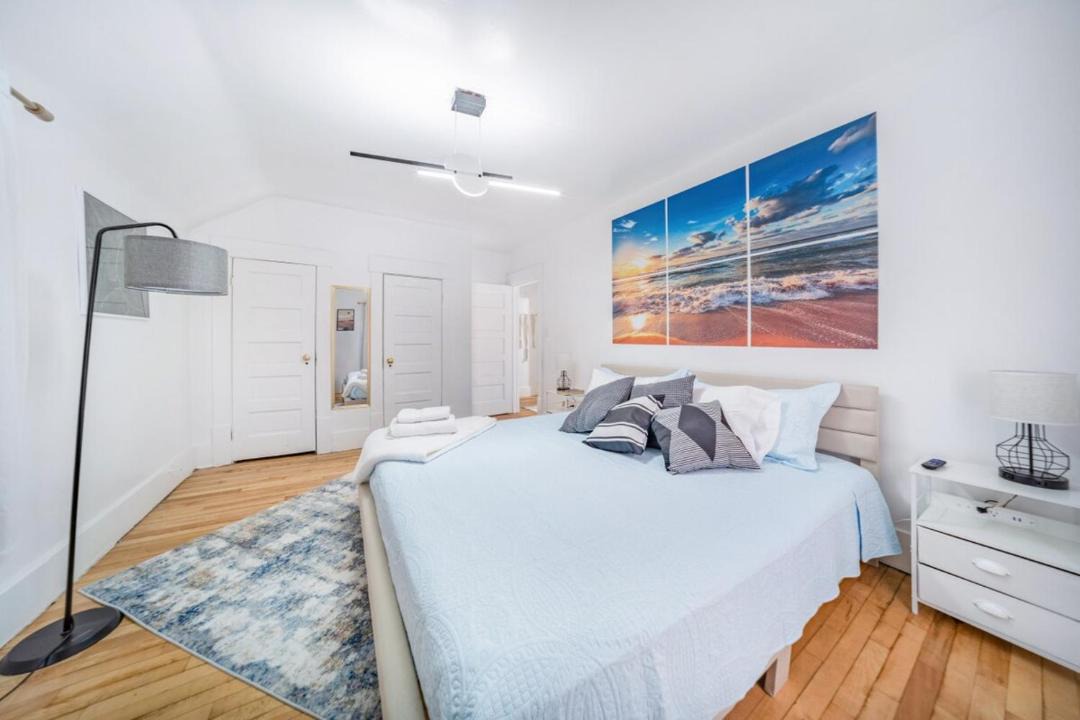 Photo of Bedroom in Akron