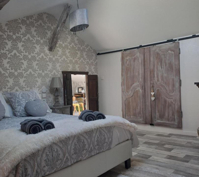 Photo of Bedroom in Izaut-de-l'Hotel