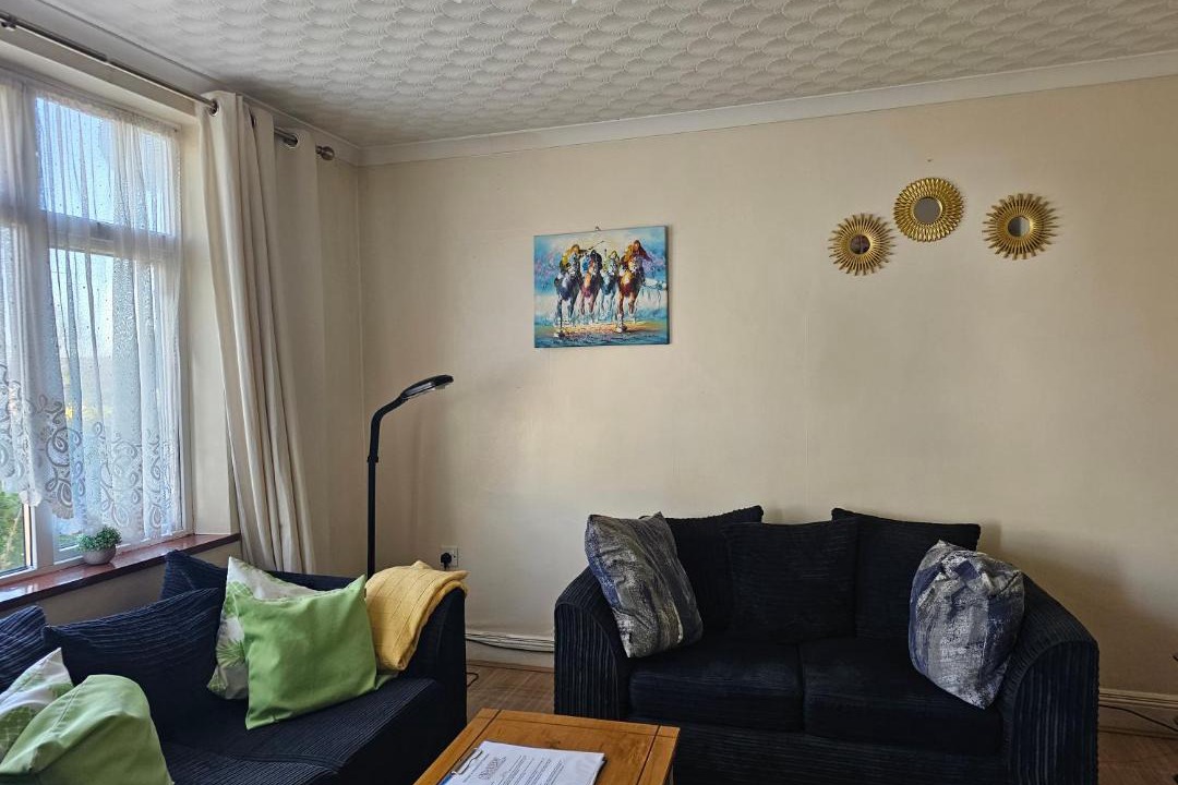 Photo of Livingroom in Cray Valley West