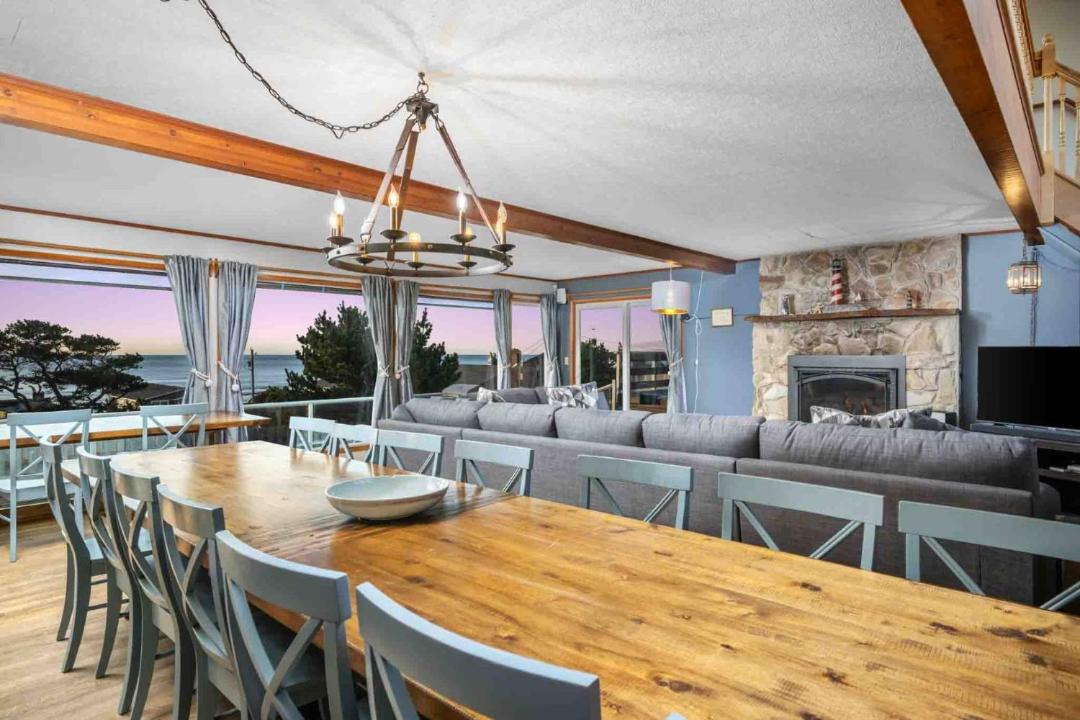 Photo of Others in Roads End