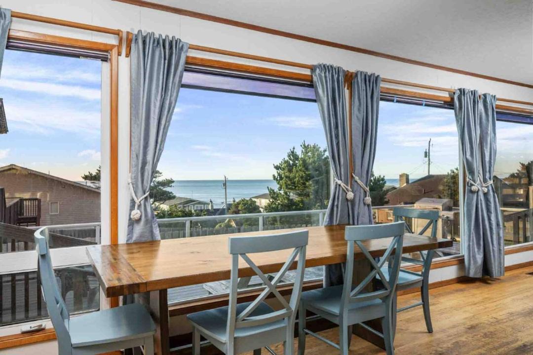 Photo of Others in Roads End