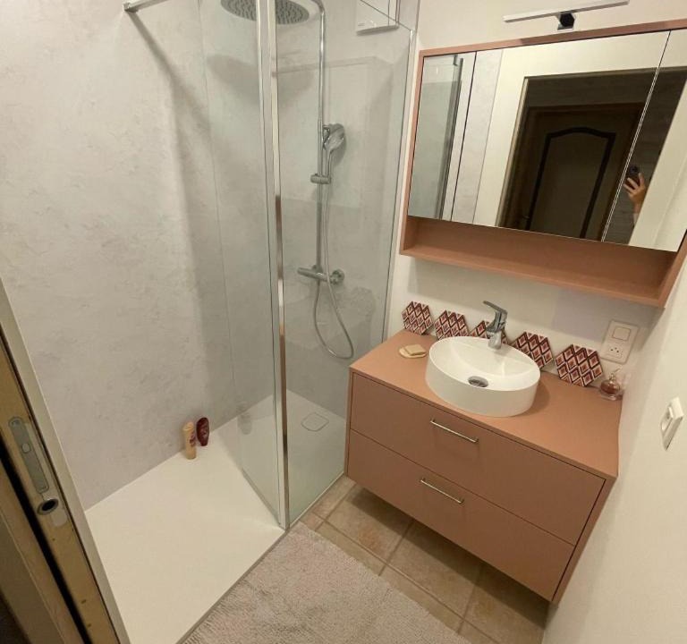 Photo of Bathroom in Cugand