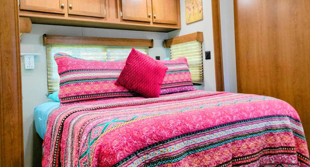 Photo of Bedroom in Smithville