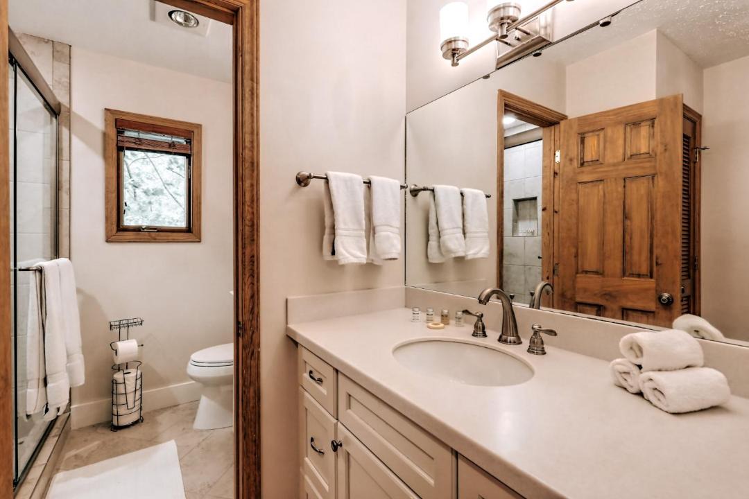 Photo of Bathroom in Dillard