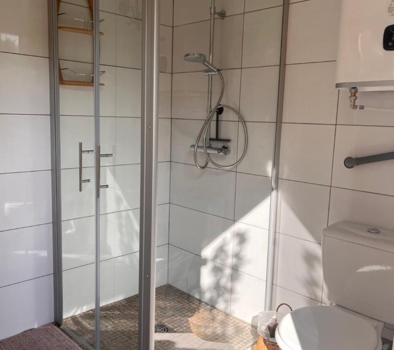 Photo of Bathroom in Six-Fours-les-Plages