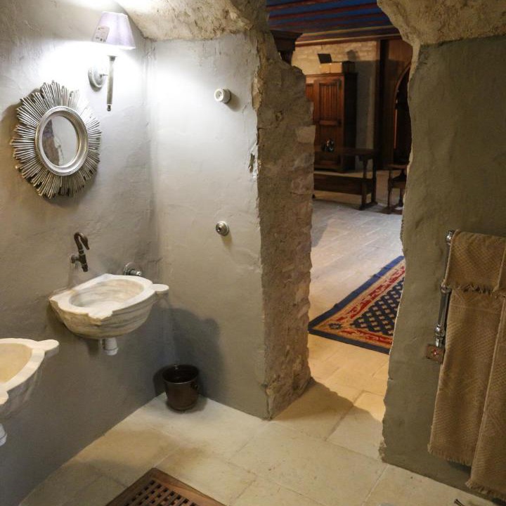 Photo of Bathroom in Issoudun