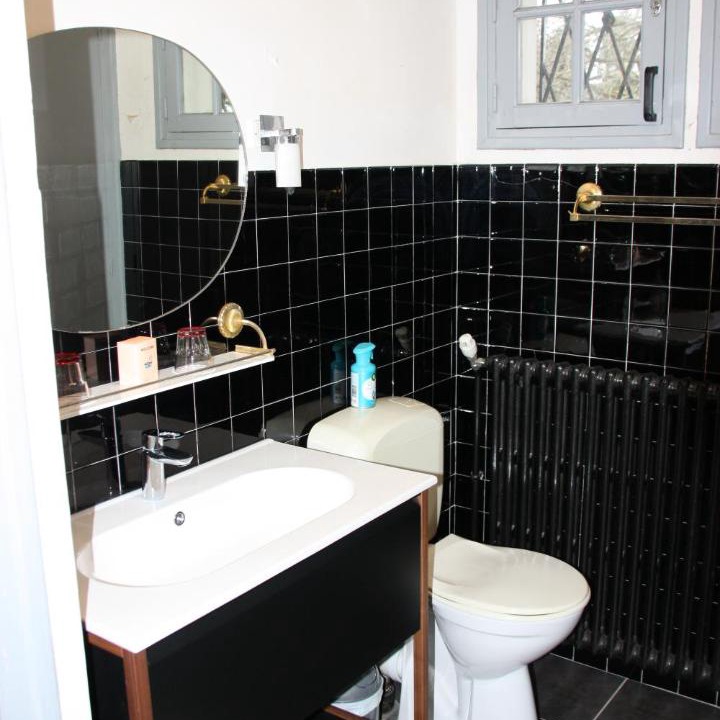 Photo of Bathroom in Bretagne-de-Marsan