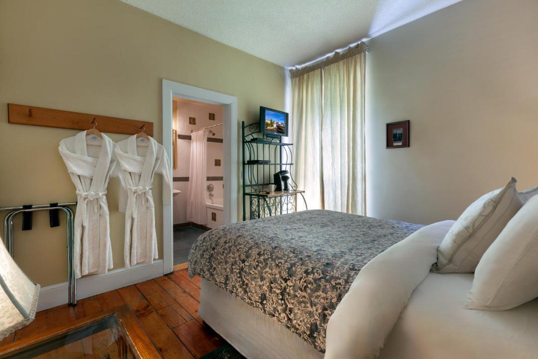 Photo of Bedroom in Fergus