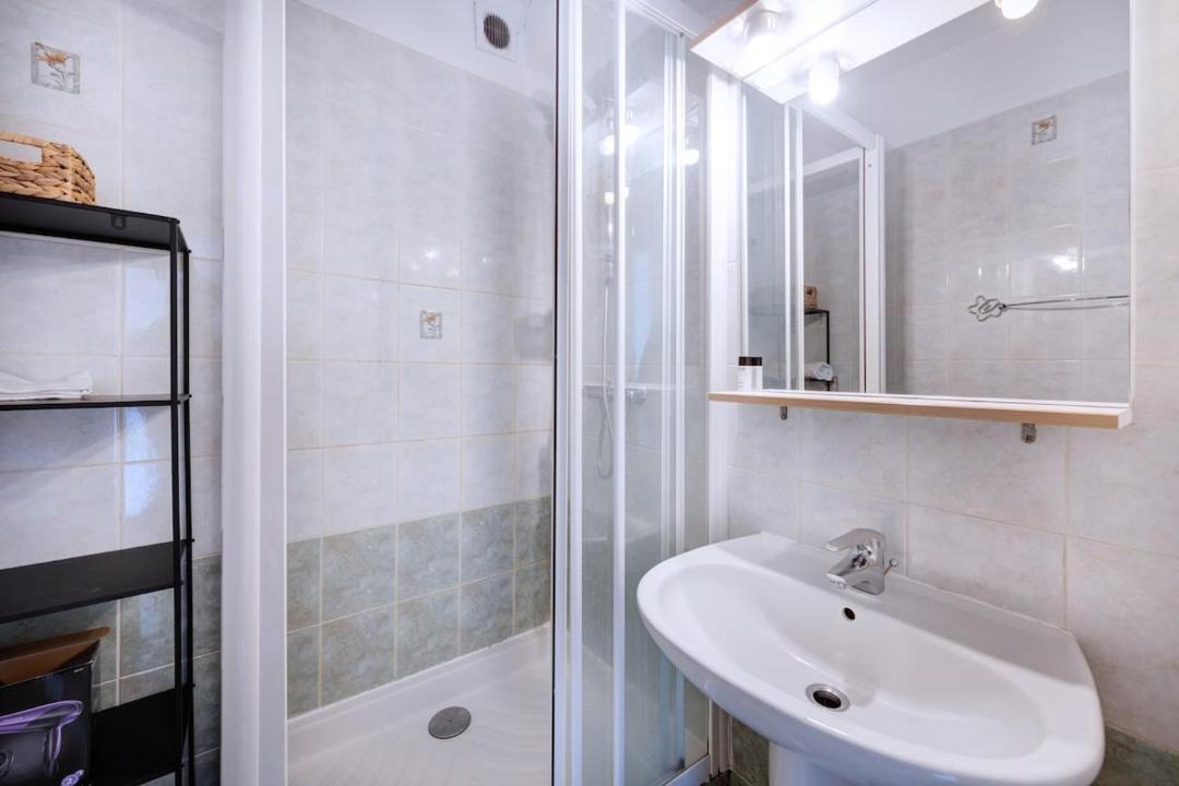 Photo of Bathroom in Saint Michel - Mairie