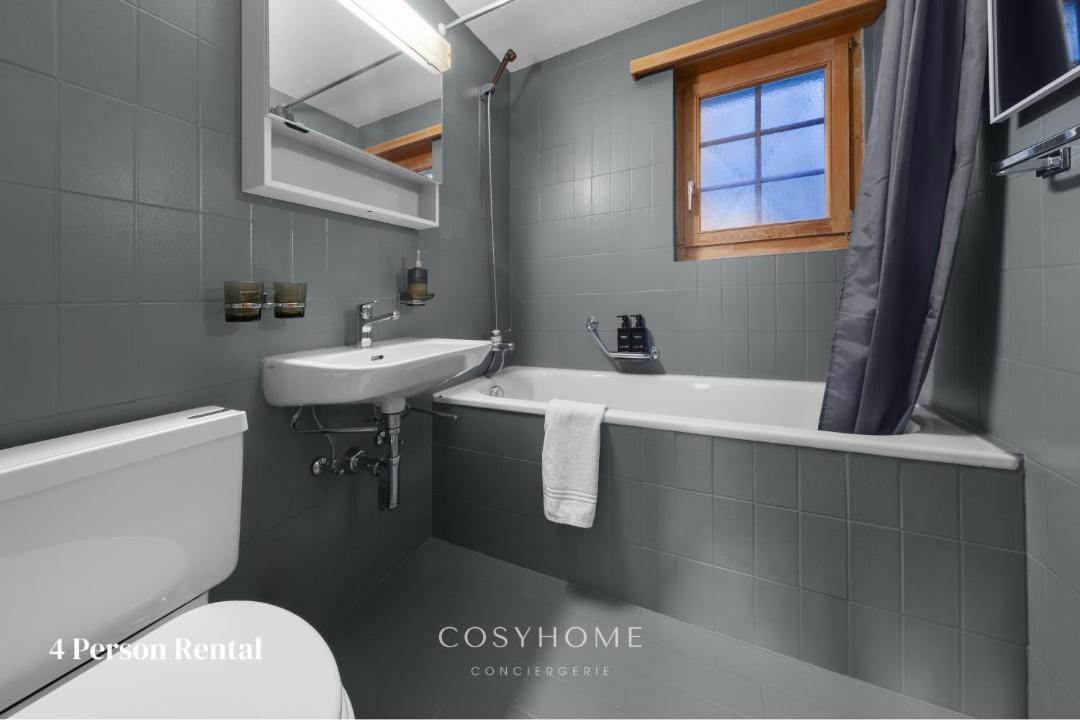 Photo of Bathroom in Raron