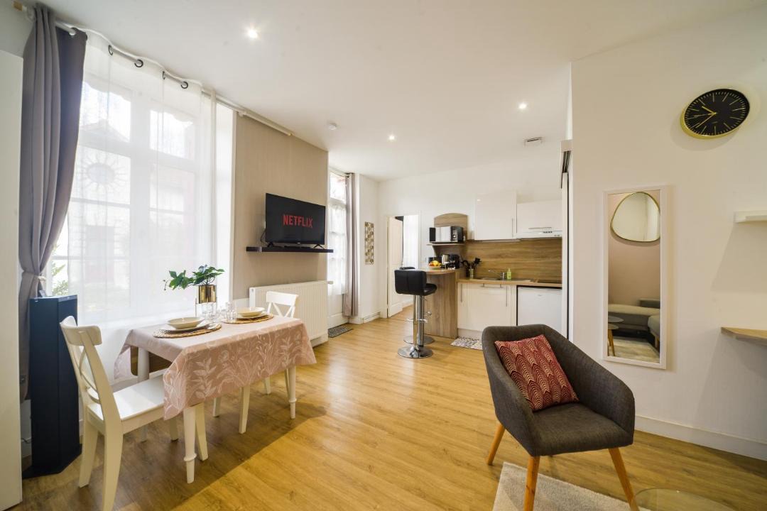 Photo of Others in Ballan-Mire