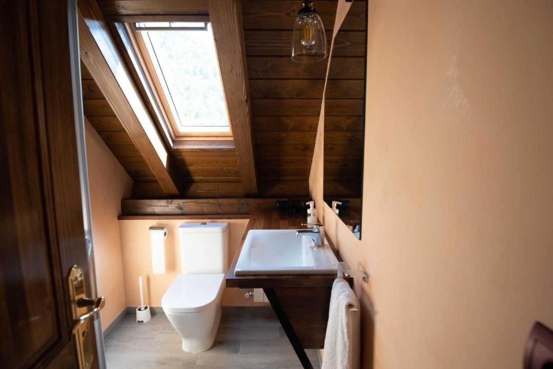 Photo of Bathroom in Hecho
