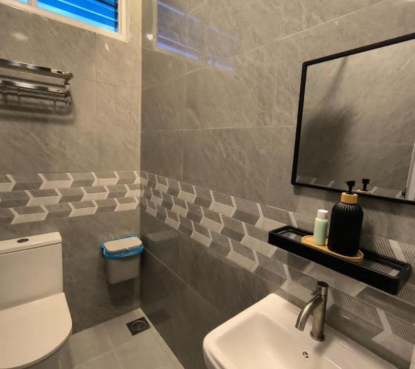 Photo of Bathroom in Marang