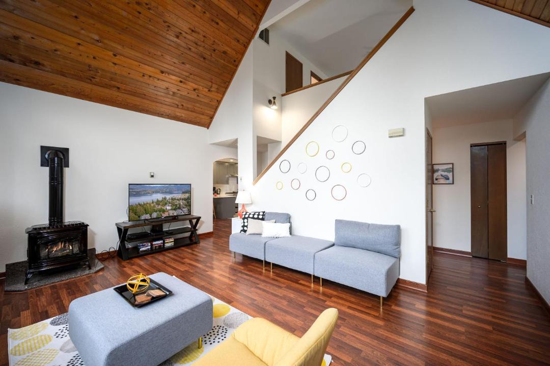 Photo of Livingroom in Sudden Valley