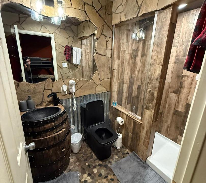 Photo of Bathroom in Lakehills