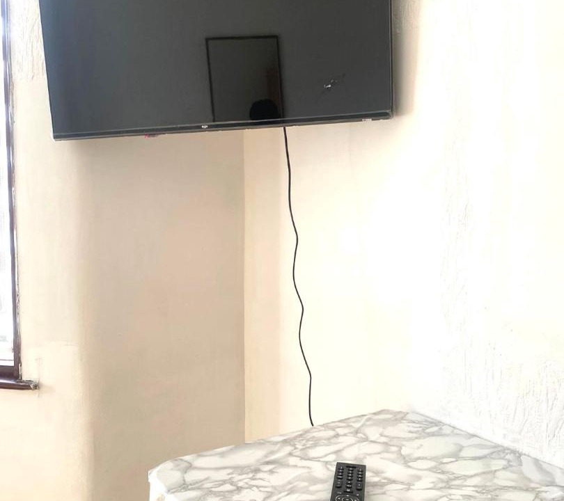 Photo of Livingroom in Upper Edmonton