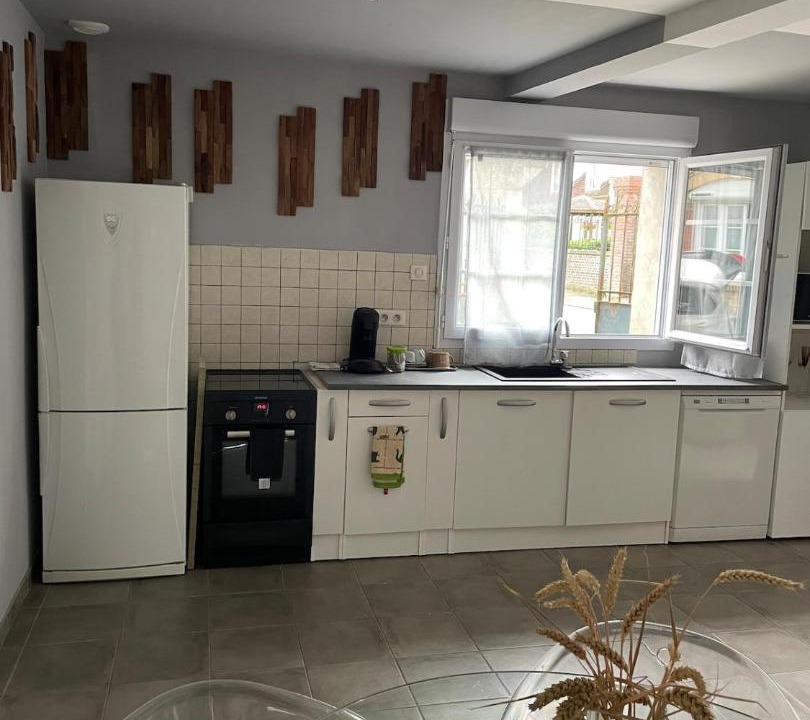 Photo of Kitchen in Cuts