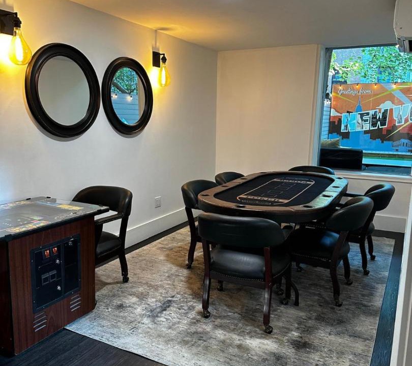 Photo of Others in Hamilton Heights