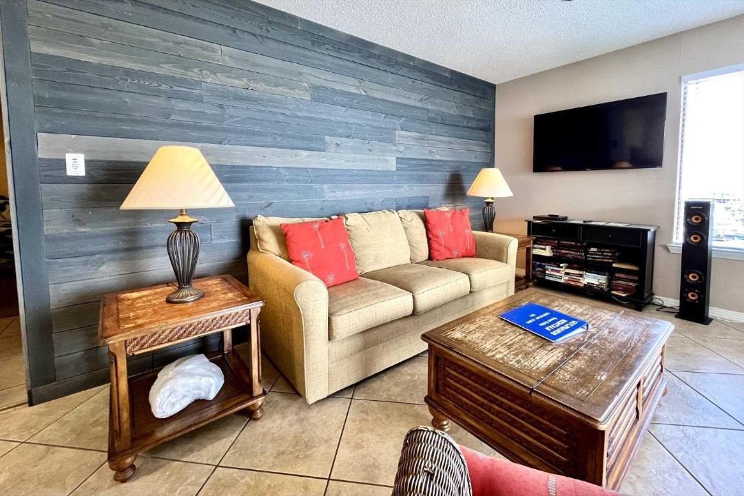 Photo of Livingroom in Gulf Shores