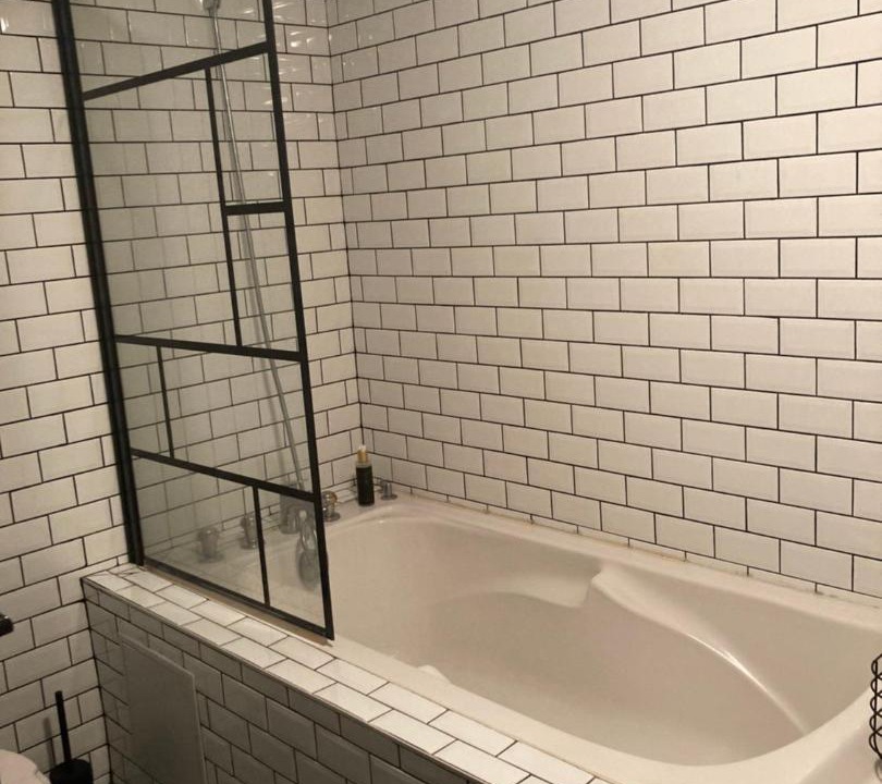 Photo of Others in Villette-dʼAnthon