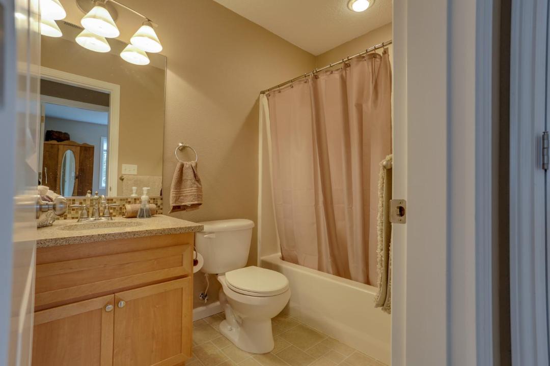 Photo of Bathroom in Troutdale