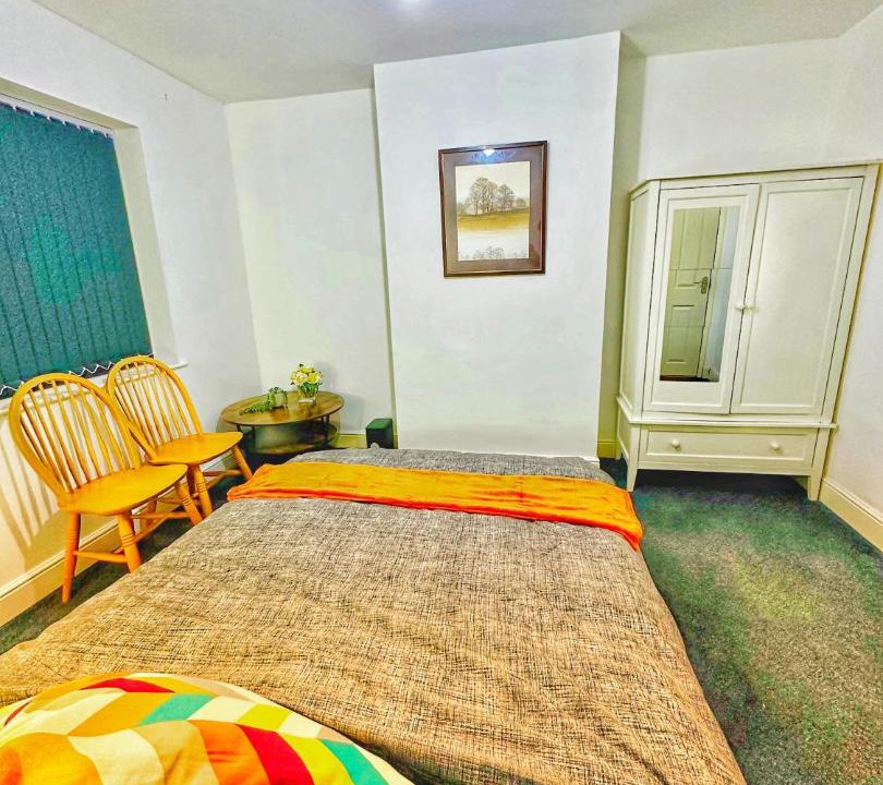 Photo of Bedroom in Oadby