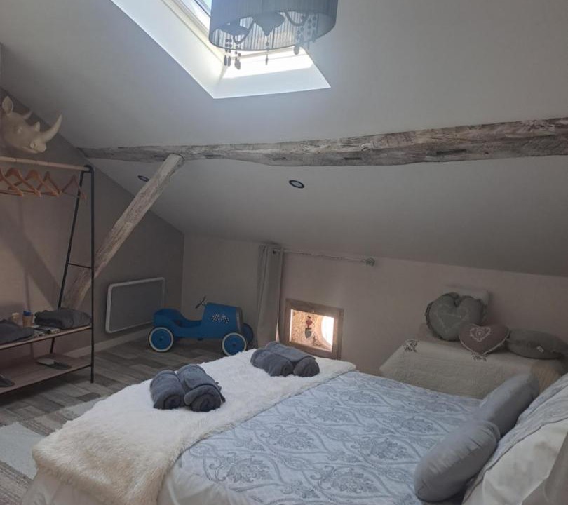 Photo of Bedroom in Izaut-de-l'Hotel