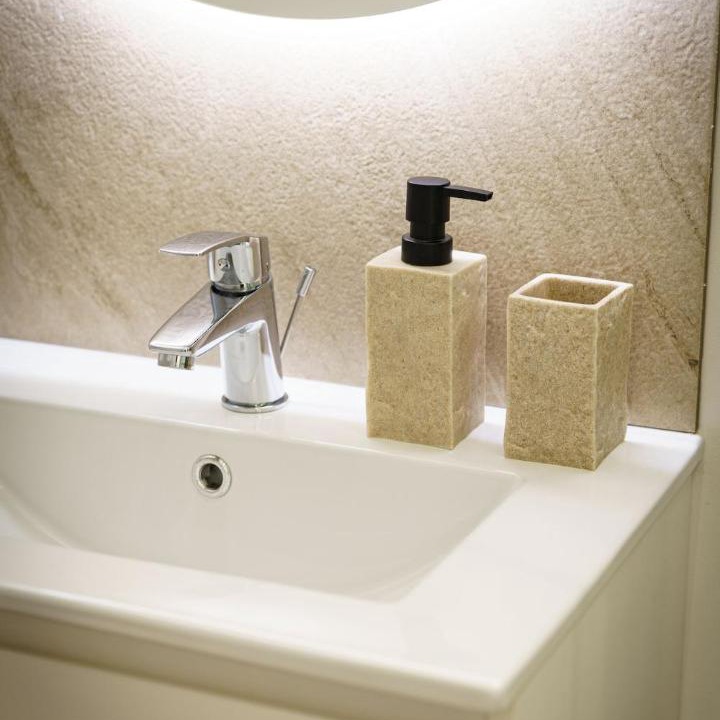 Photo of Bathroom in Cambrai