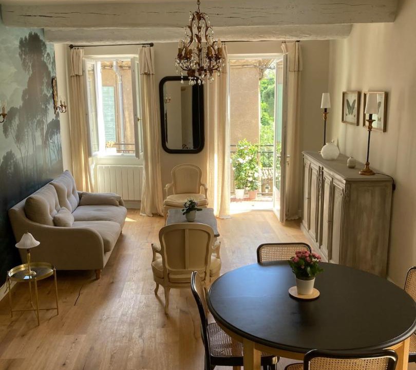 Photo of Others in Nyons