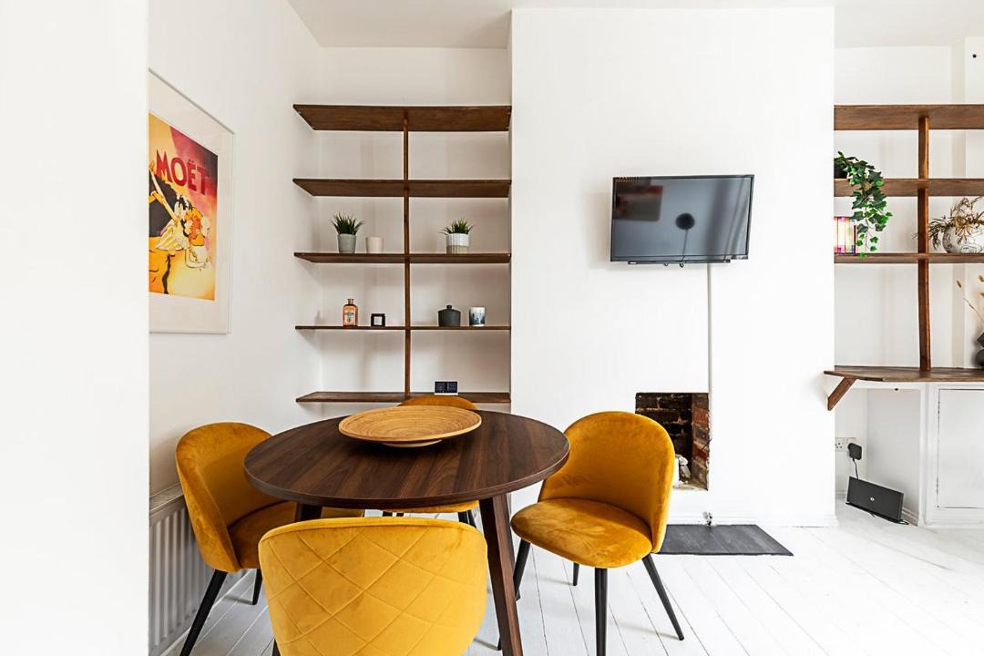 Photo of Others in Tufnell Park