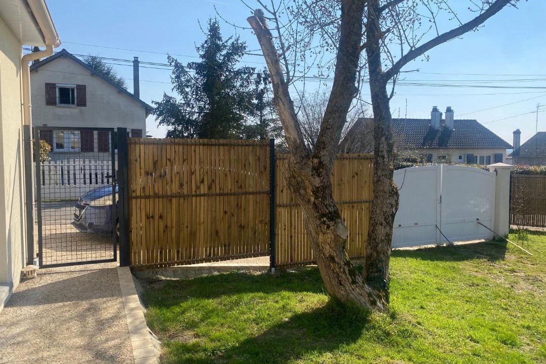 Photo of Others in Bueil