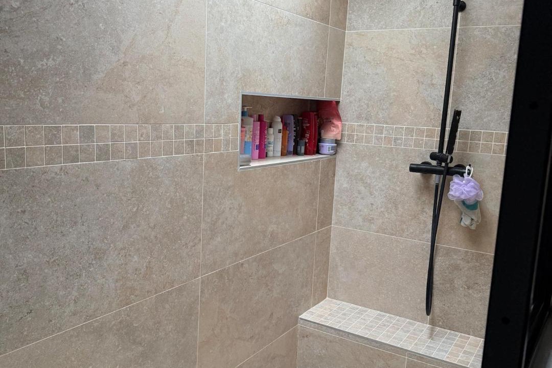 Photo of Bathroom in Les Pennes-Mirabeau