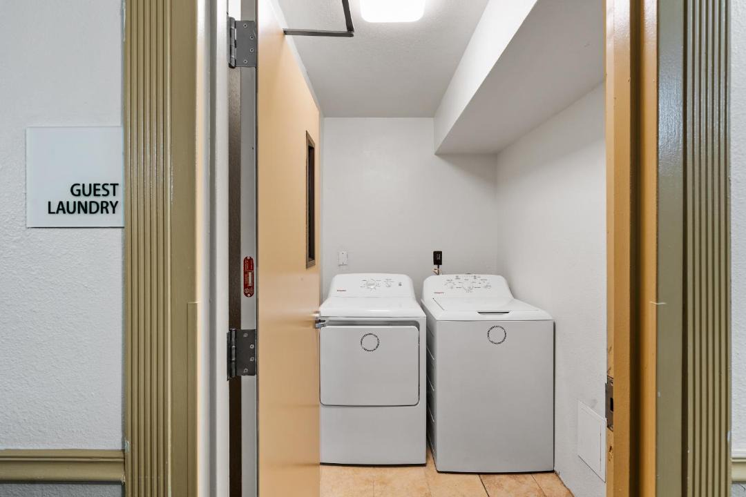 Photo of Bathroom in Fort Lee