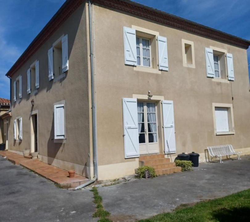 Photo of Others in Clermont-Pouyguilles