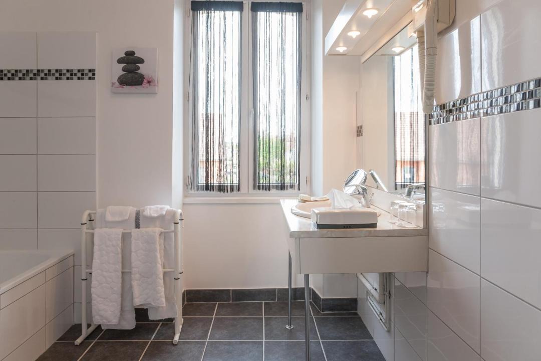 Photo of Others in Thorigne-sur-Due