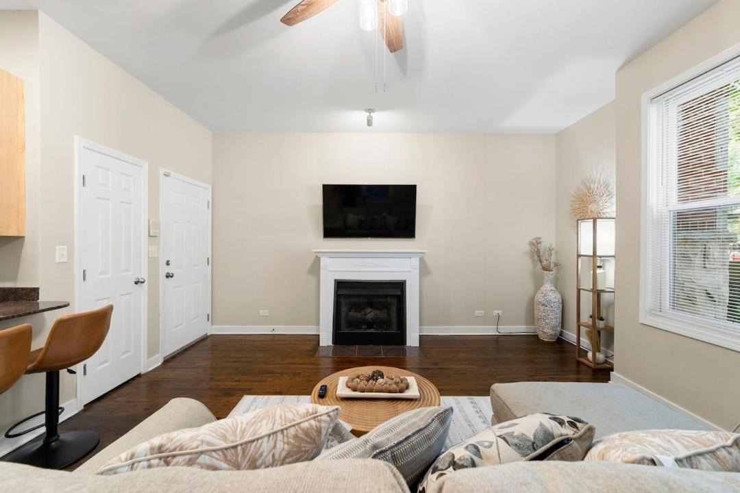 Photo of Others in Tri-Taylor